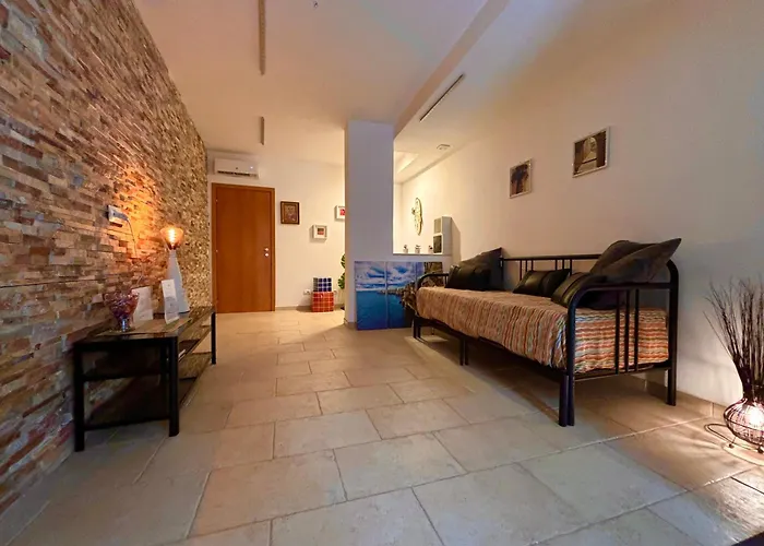 Dadu 14 Casa de hóspedes